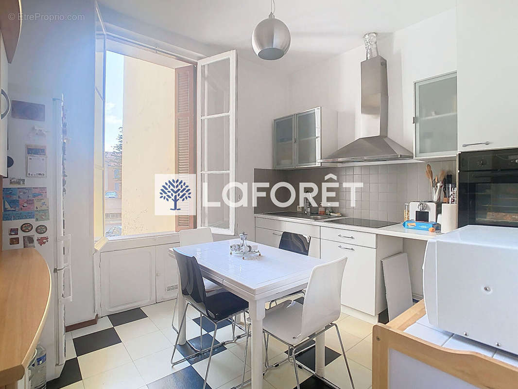 Appartement à MENTON