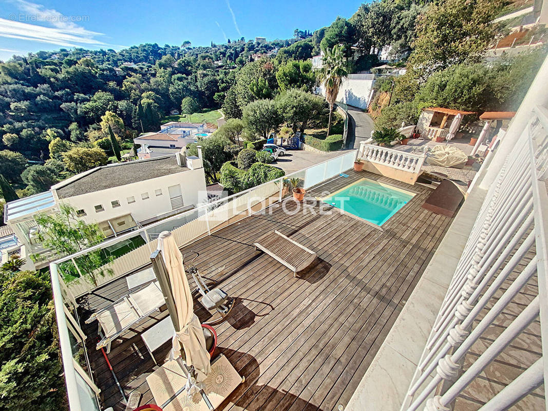 Maison à ROQUEBRUNE-CAP-MARTIN