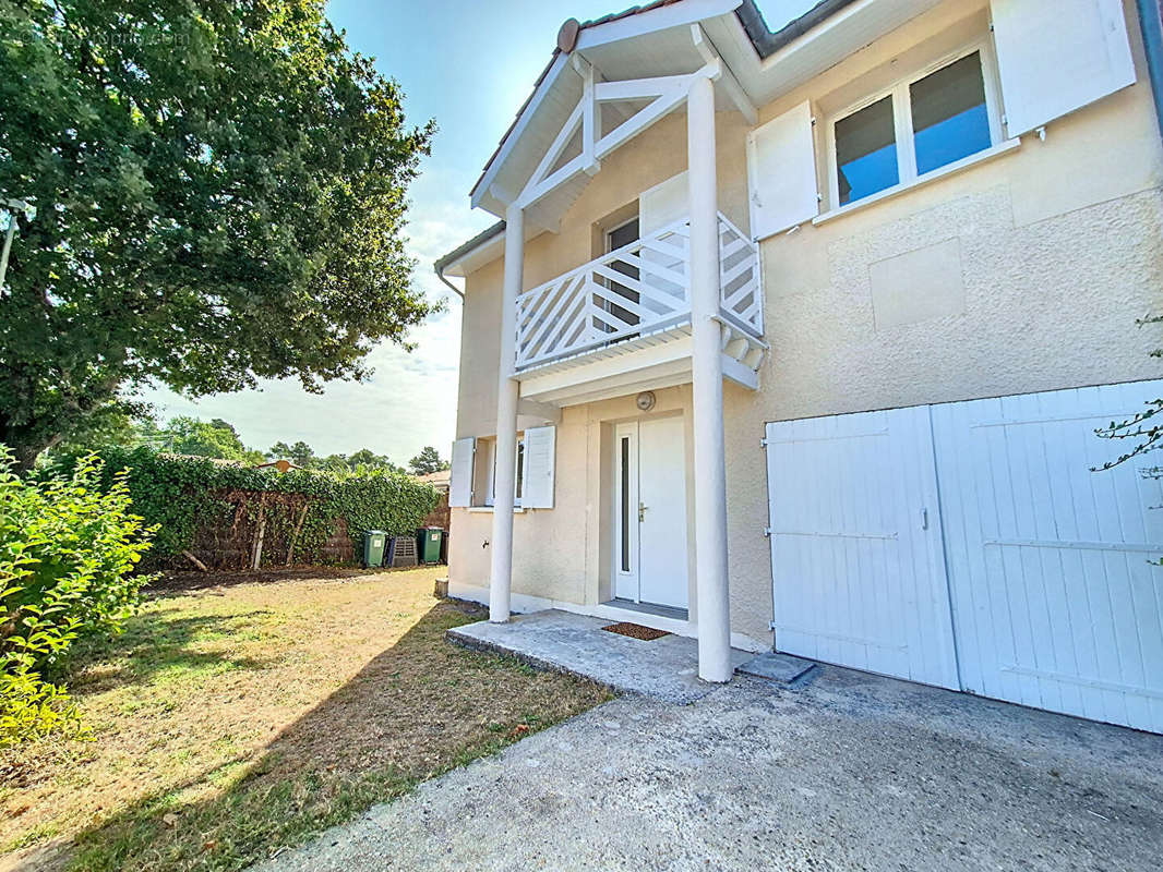 Maison à PESSAC