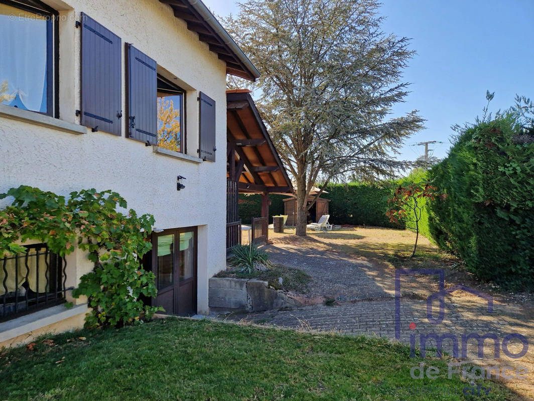 Maison à SAINT-CYPRIEN