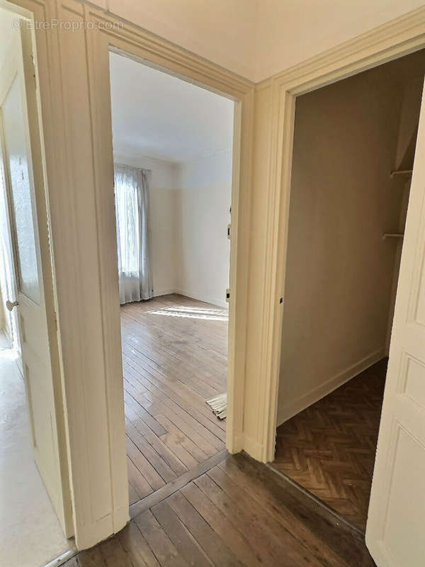 Appartement à IVRY-SUR-SEINE