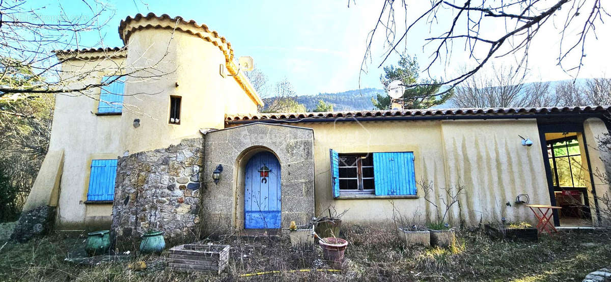 Maison à PLAN-D&#039;AUPS-SAINTE-BAUME