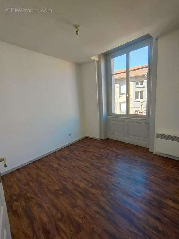 Appartement à SAINT-ETIENNE