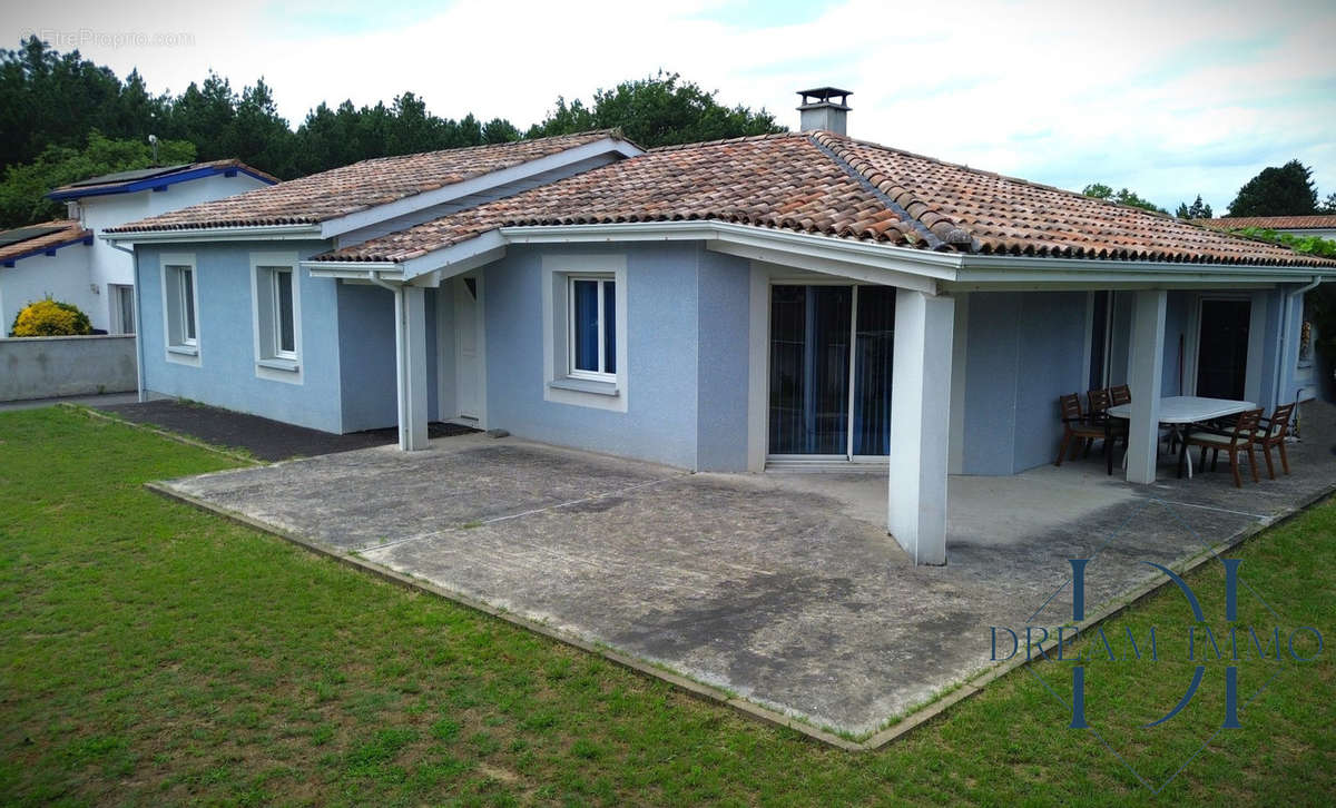 Maison à SAINT-GEOURS-DE-MAREMNE