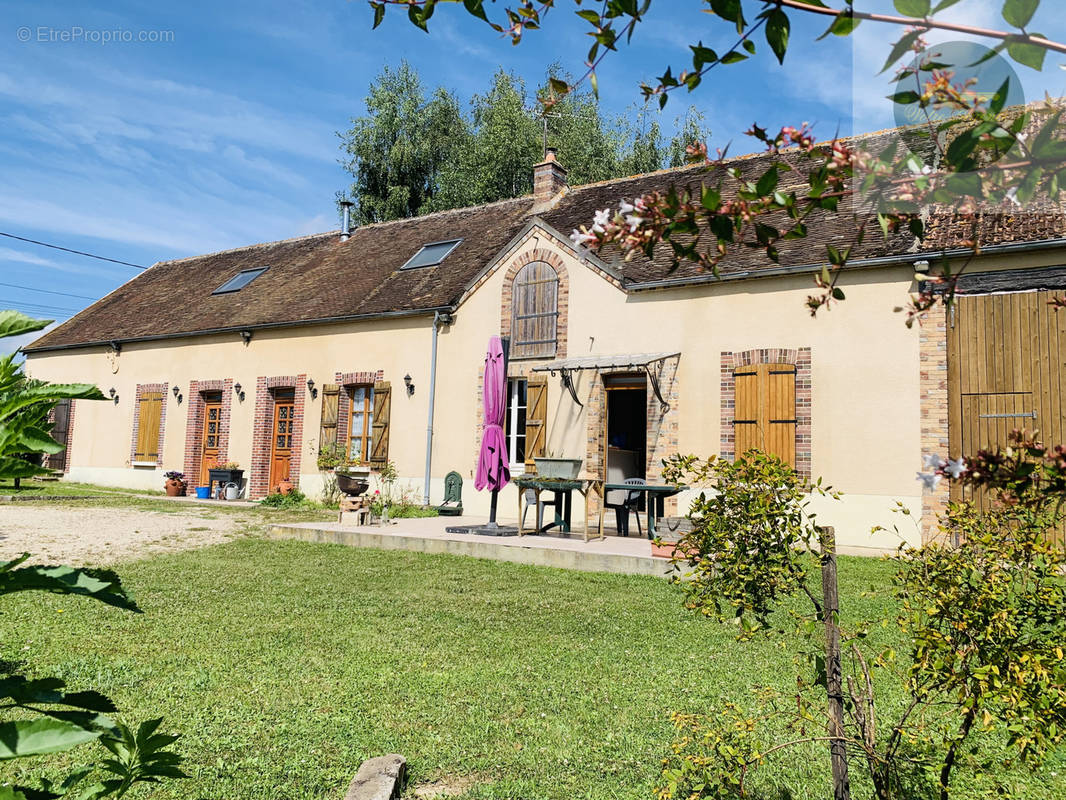 Maison à CORNANT