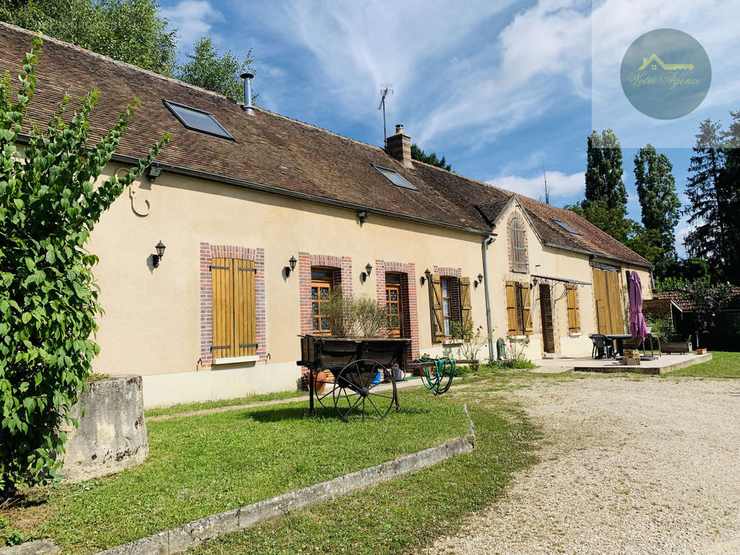 Maison à CORNANT