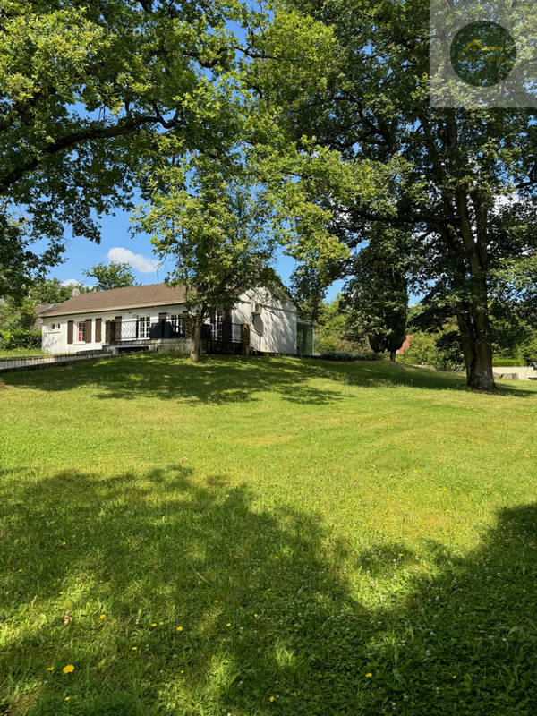 Maison à CHEROY