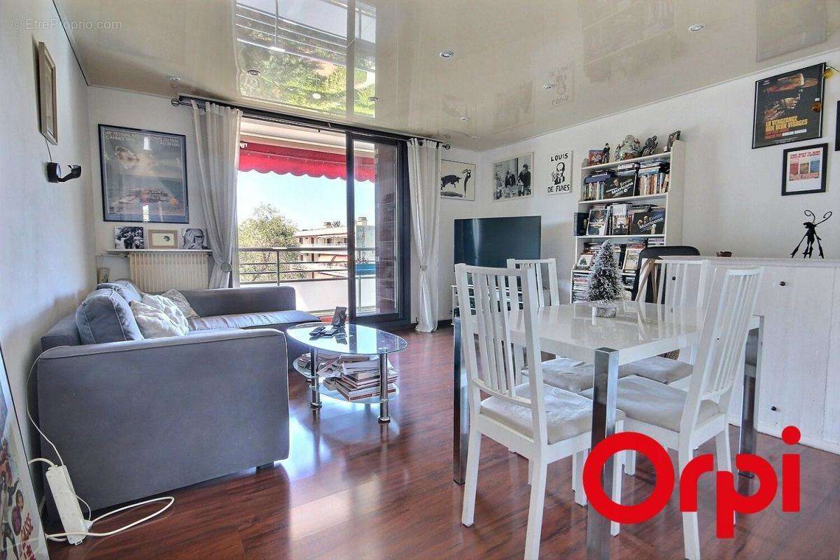 Appartement à MARSEILLE-12E