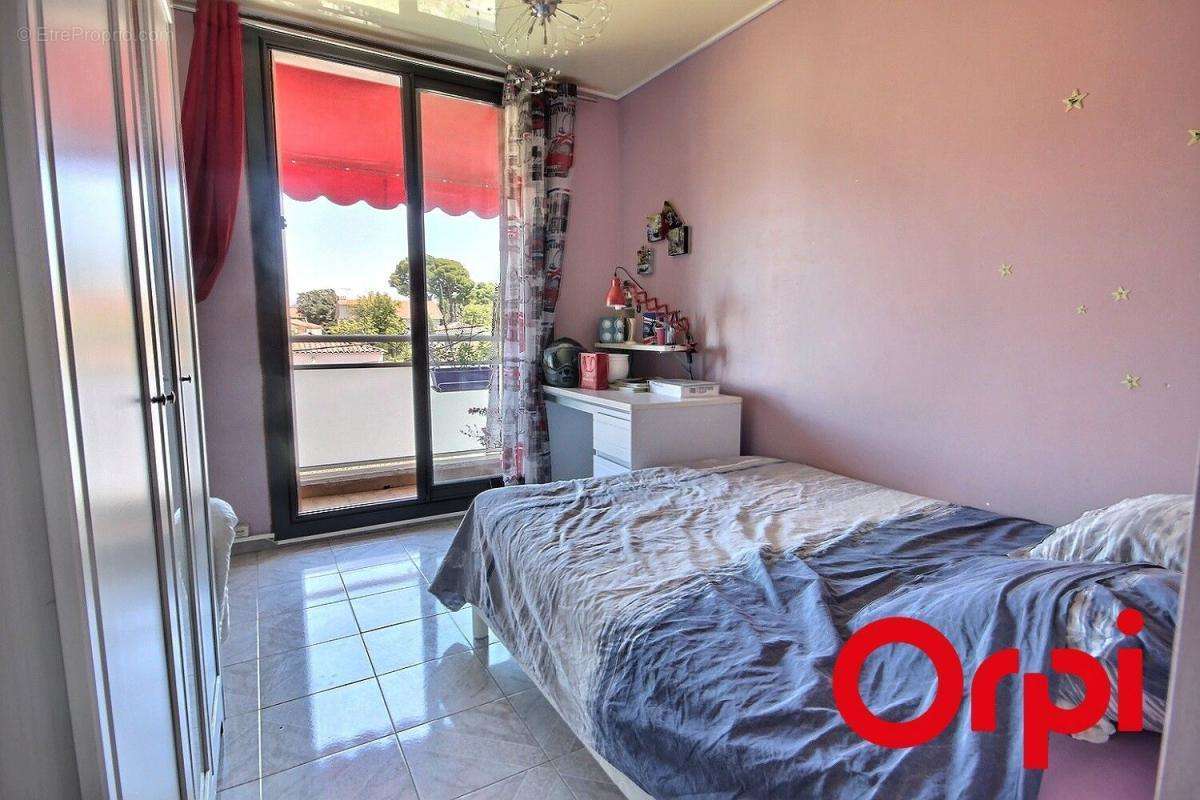 Appartement à MARSEILLE-12E