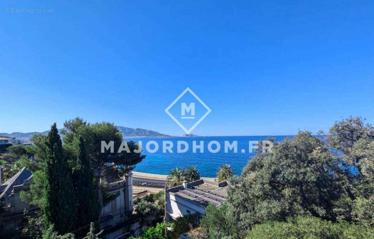 Appartement à MARSEILLE-7E