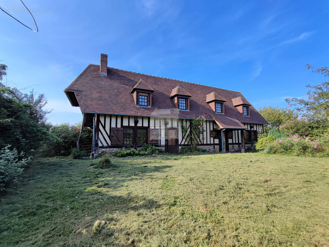 Maison à BEAUMONT-LE-ROGER