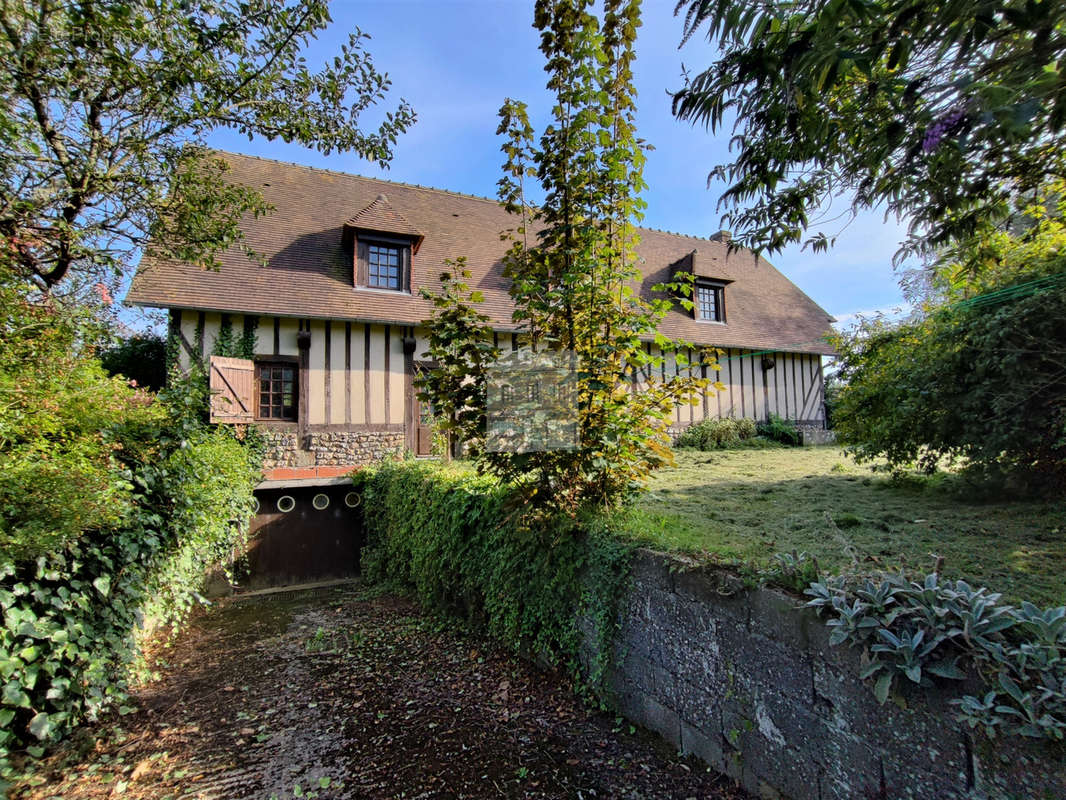 Maison à BEAUMONT-LE-ROGER