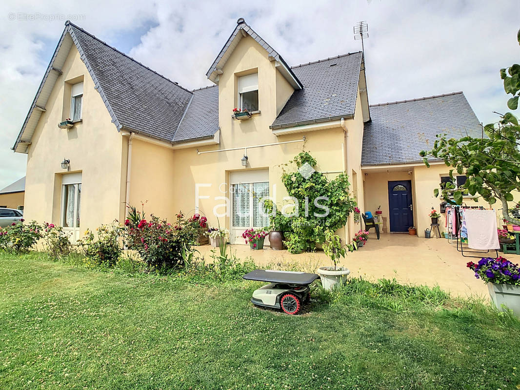 Maison à BLAINVILLE-SUR-MER