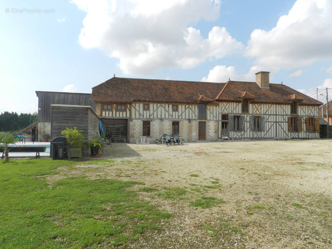 Maison à LAUBRESSEL