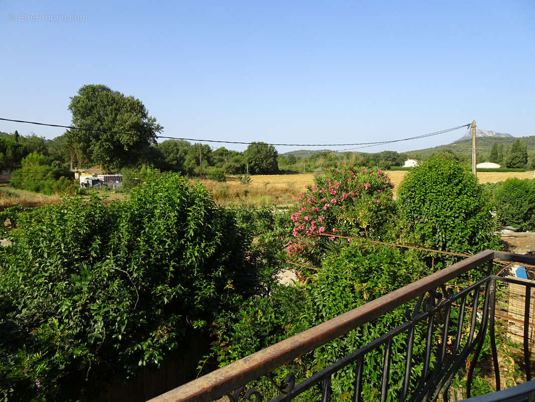 Maison à HYERES