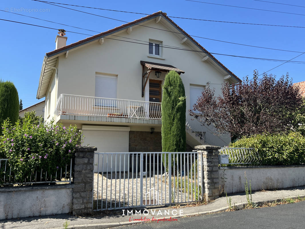 Maison à MILLAU