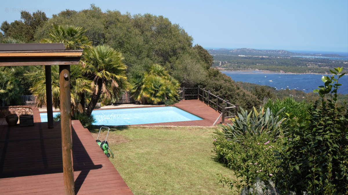 Maison à PORTO-VECCHIO