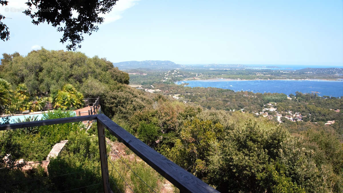 Maison à PORTO-VECCHIO