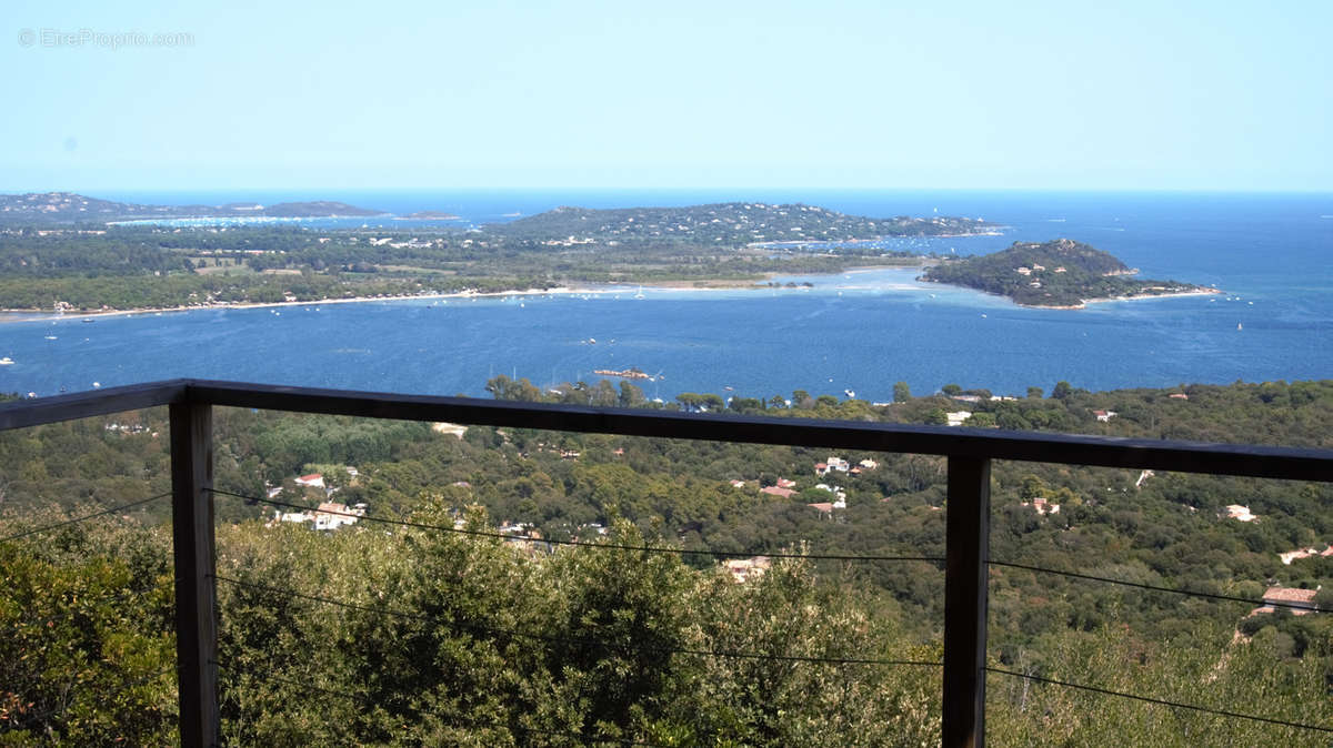 Maison à PORTO-VECCHIO