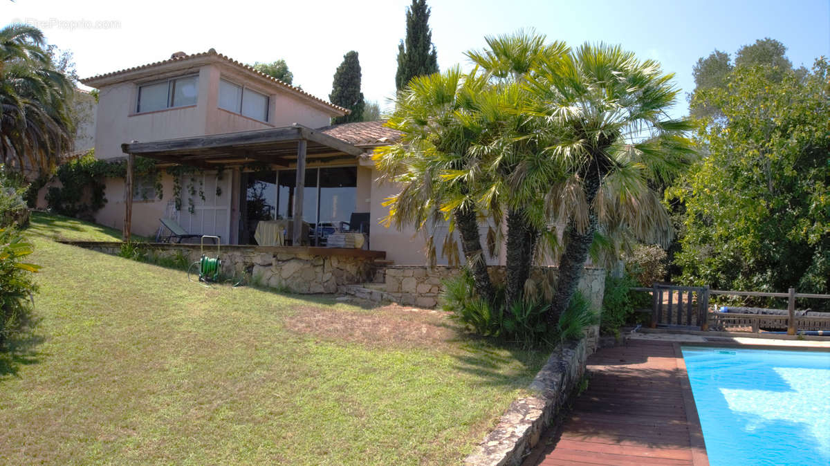 Maison à PORTO-VECCHIO