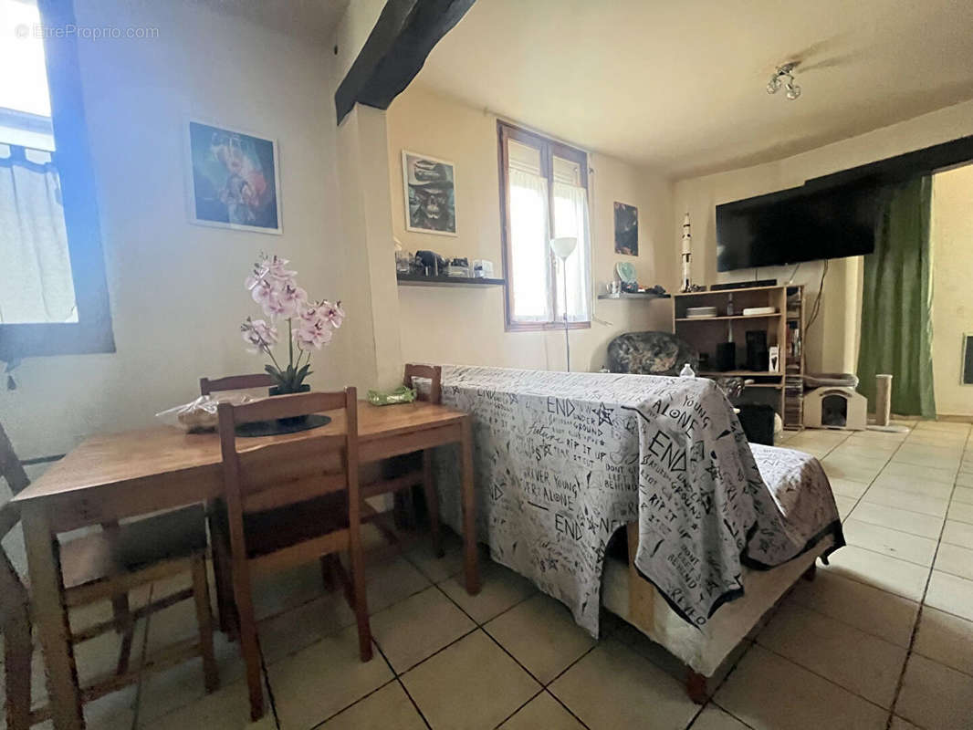 Appartement à MERU