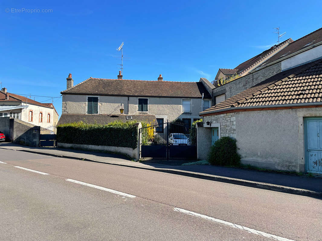 Maison à BEAUNE