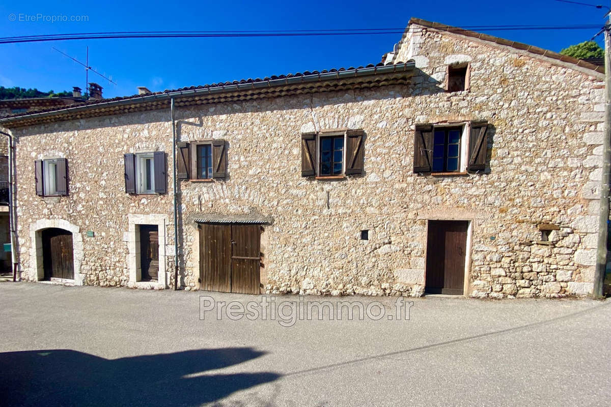 Maison à VALDEROURE