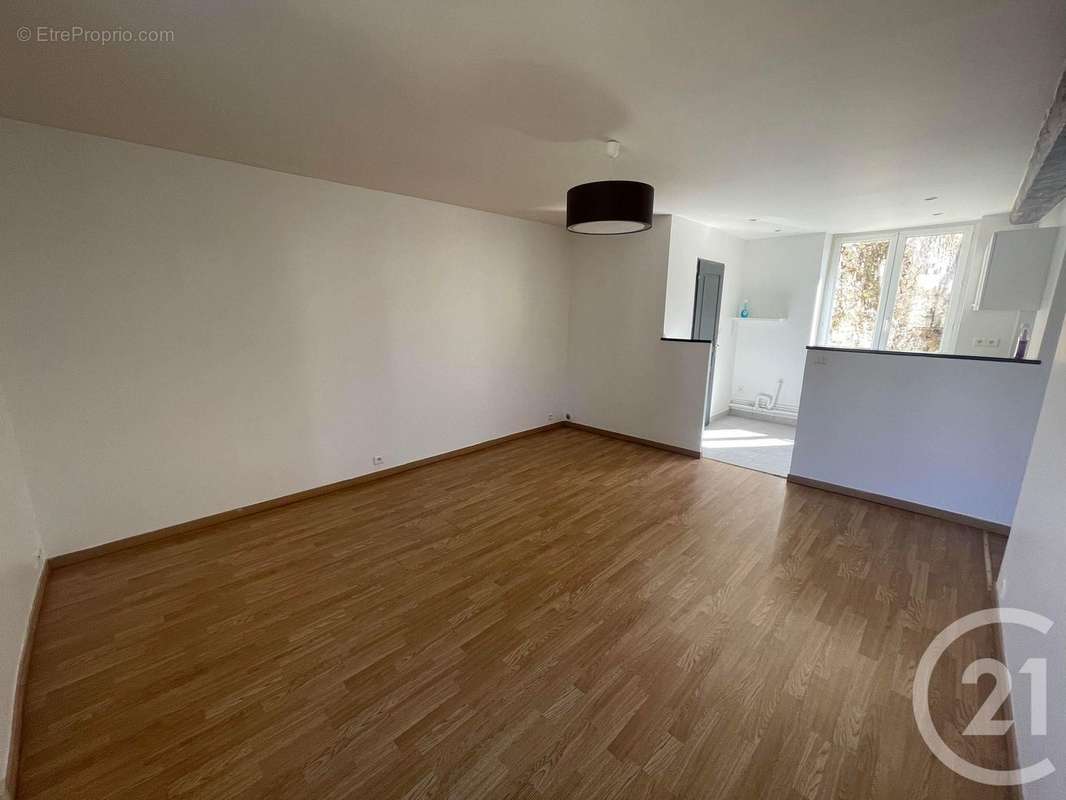 Appartement à DAMMARTIN-EN-GOELE