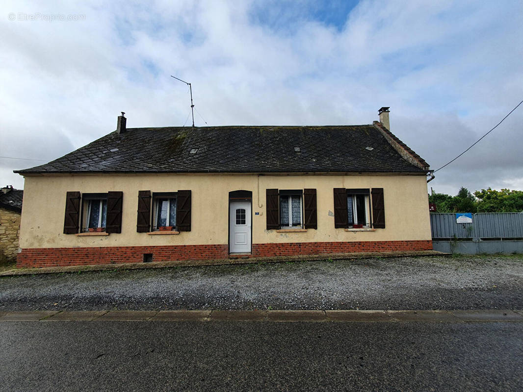 Maison à LANDIFAY-ET-BERTAIGNEMONT