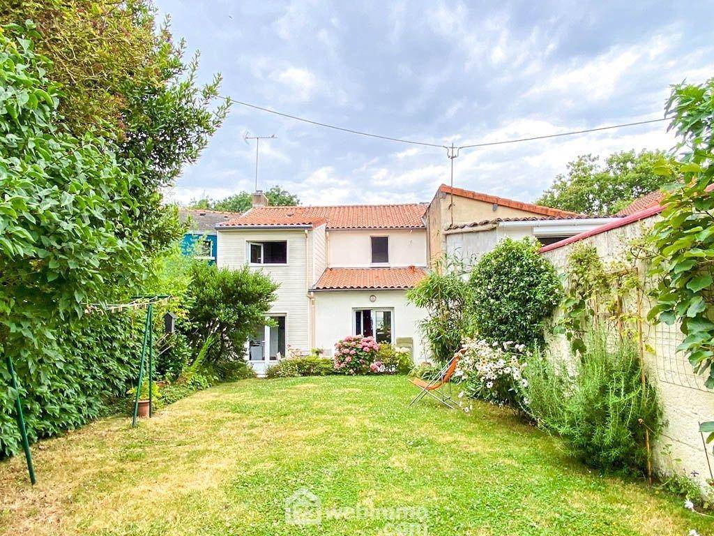 Maison de ville mitoyenne, aucun travaux à prévoir. - Maison à CHOLET