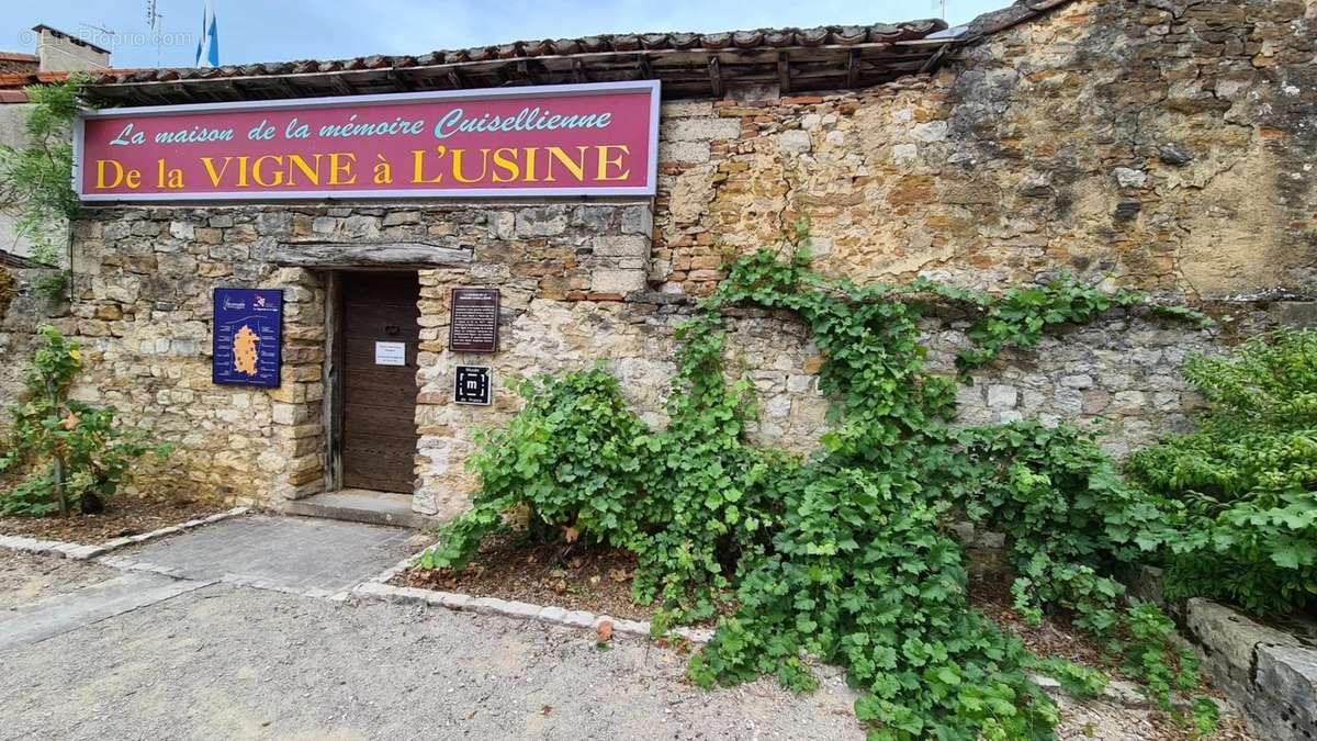 Appartement à CUISEAUX