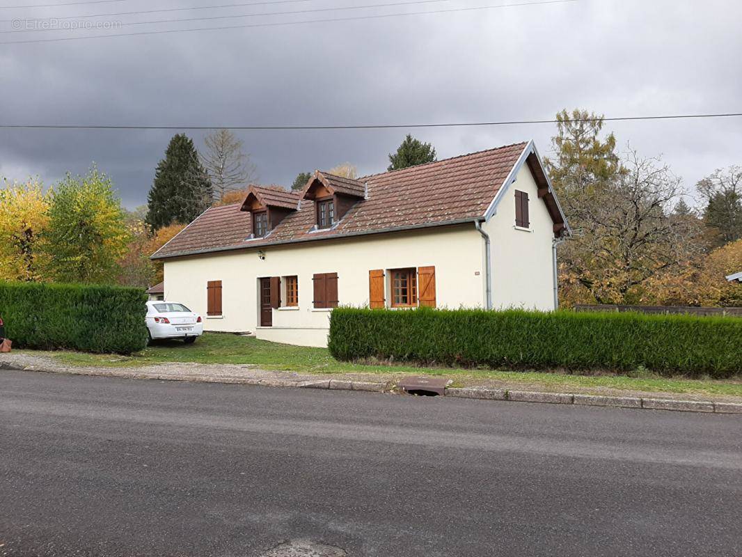 Maison à MANTOCHE