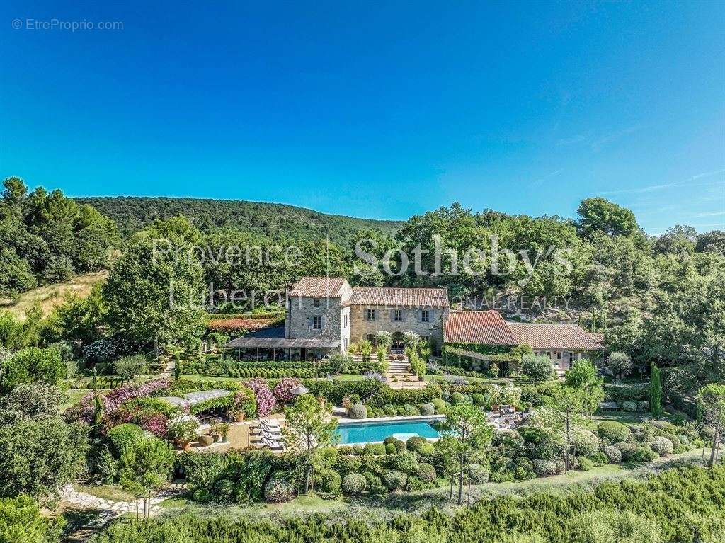 Maison à LA BASTIDE-DES-JOURDANS