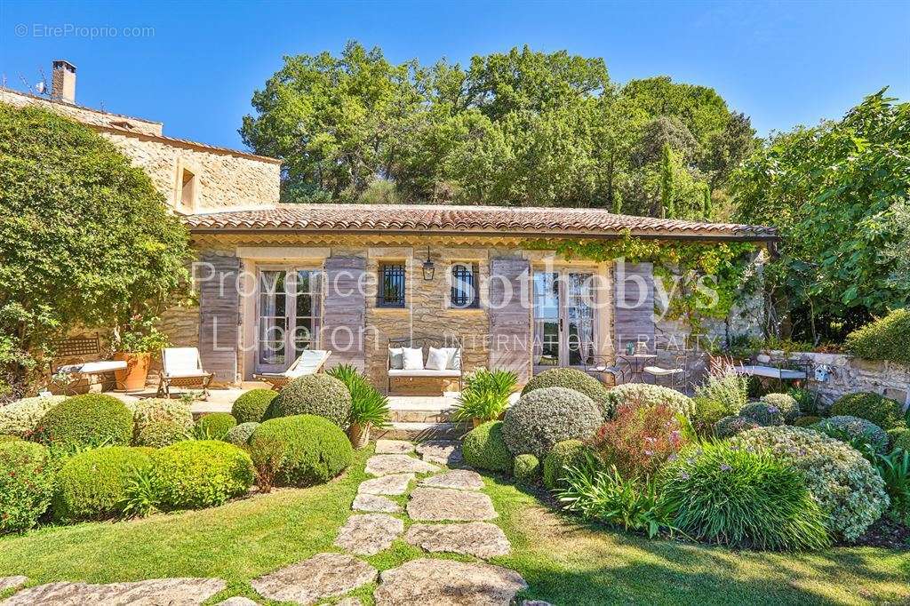 Maison à LA BASTIDE-DES-JOURDANS