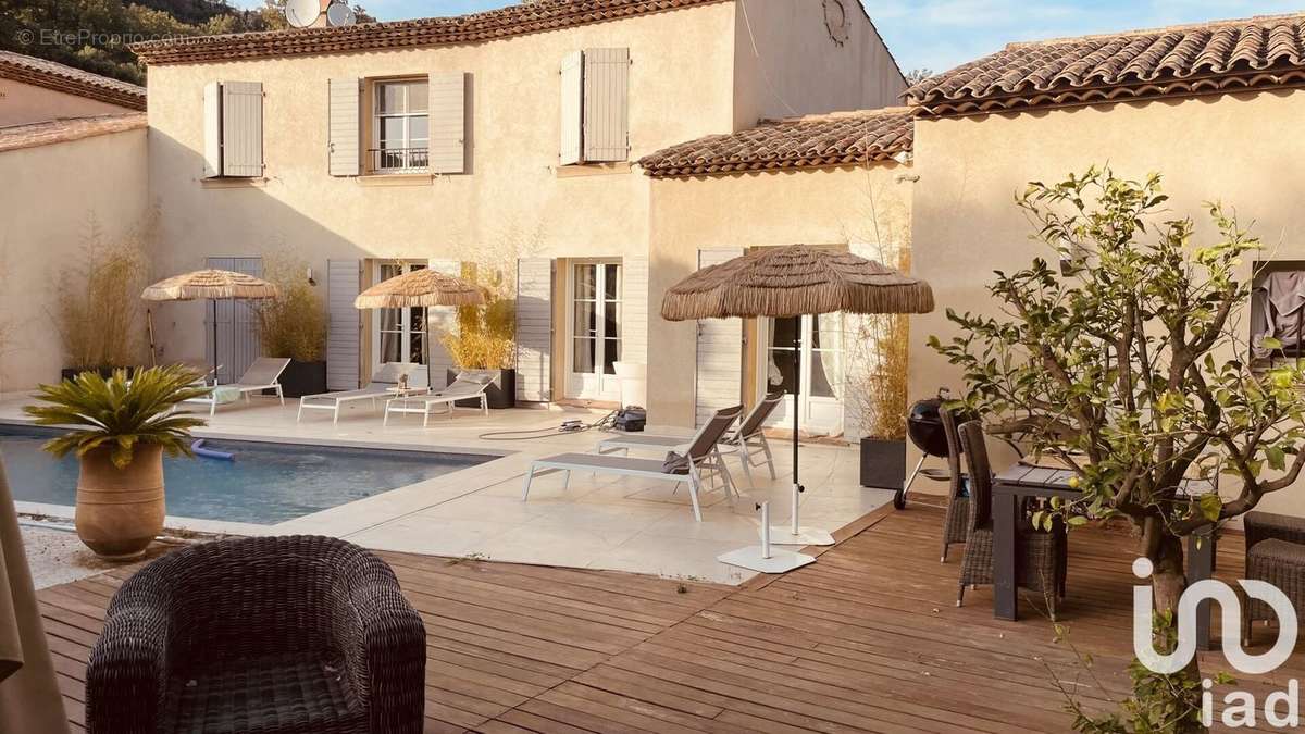 Photo 2 - Maison à GRIMAUD