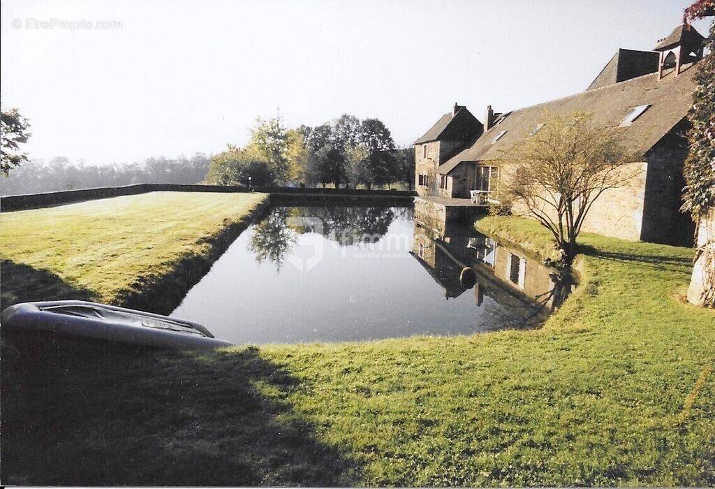 Maison à VICQ-SUR-BREUILH