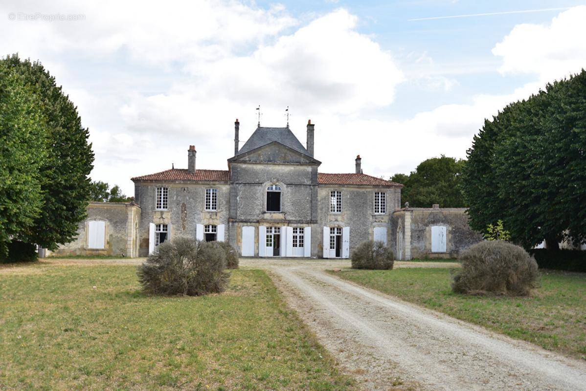 Maison à MAZERAY