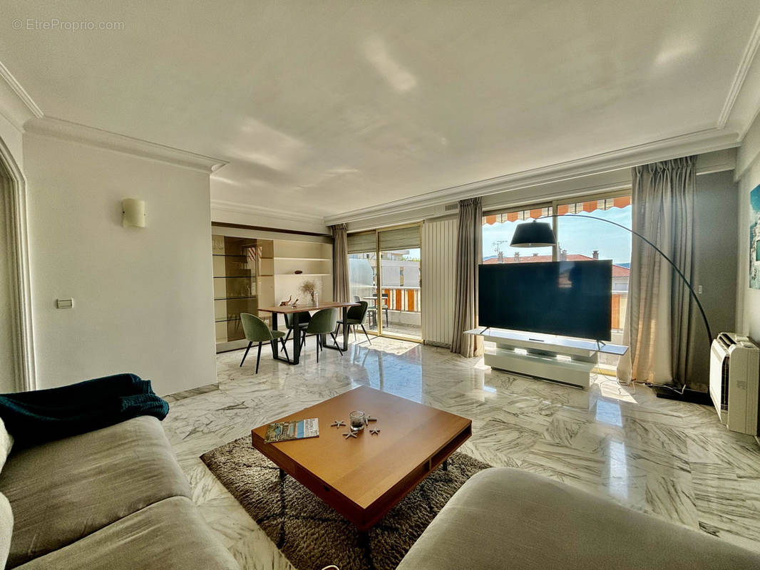 Appartement à CANNES