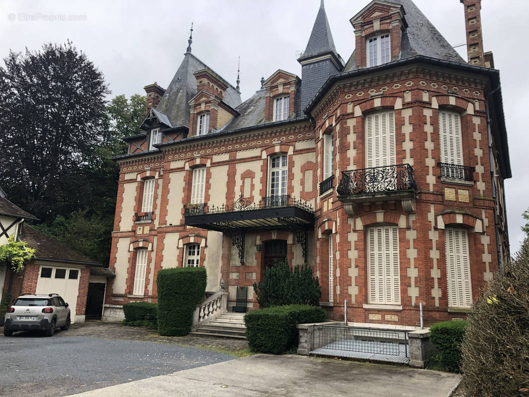 Appartement à FONTAINEBLEAU