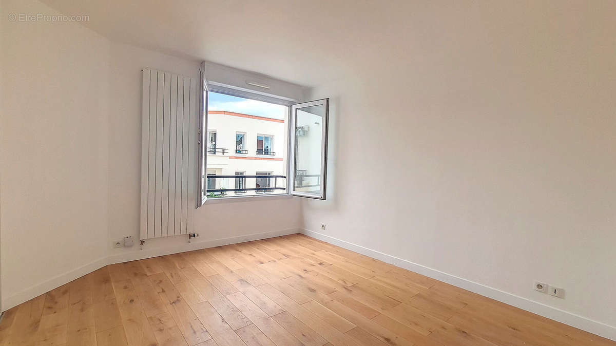 Appartement à SURESNES