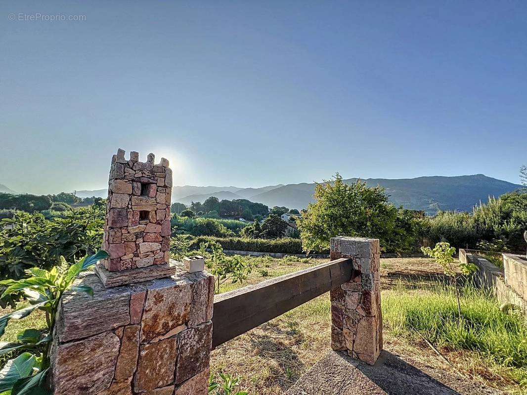 Maison à SARROLA-CARCOPINO