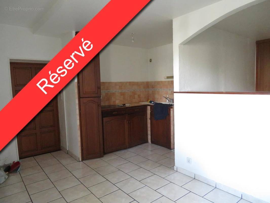   - Appartement à DRAGUIGNAN