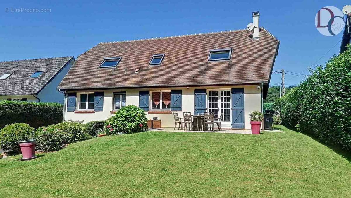 Maison à BEAUVAIS