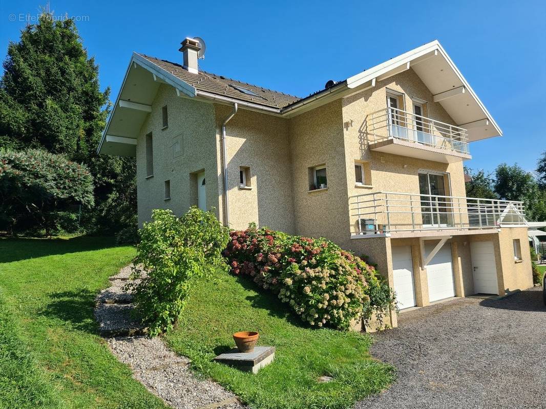 Maison à ALBERTVILLE