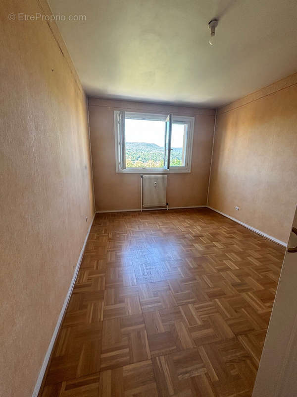 Appartement à FONTAINES-SUR-SAONE