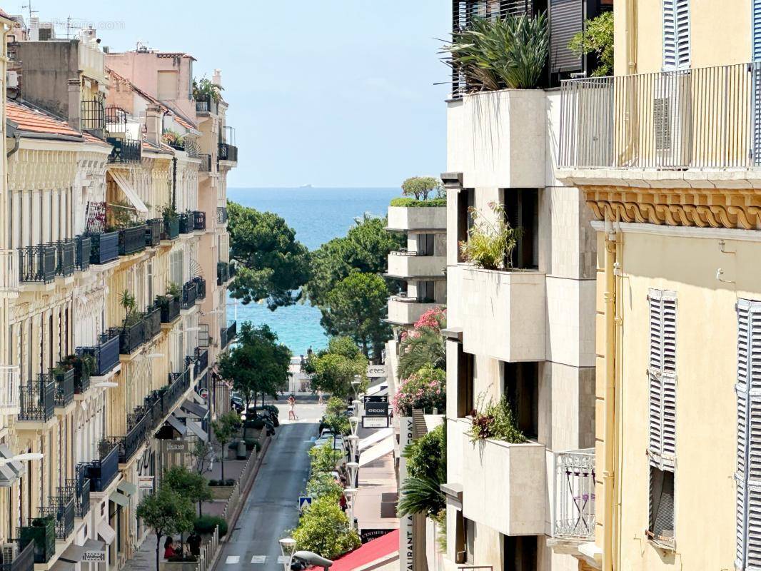 Appartement à CANNES