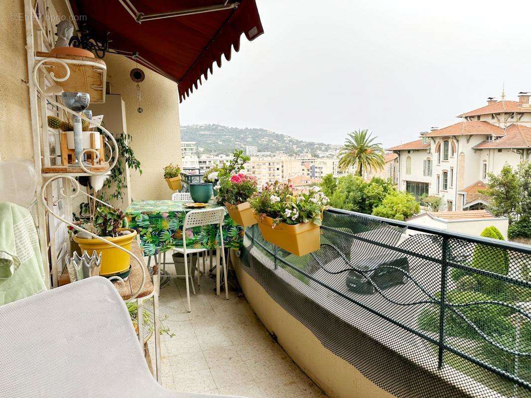 Appartement à CANNES