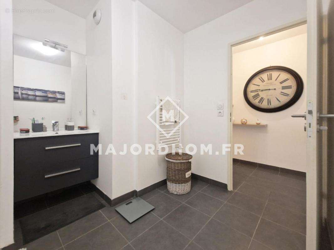 Appartement à MARSEILLE-10E