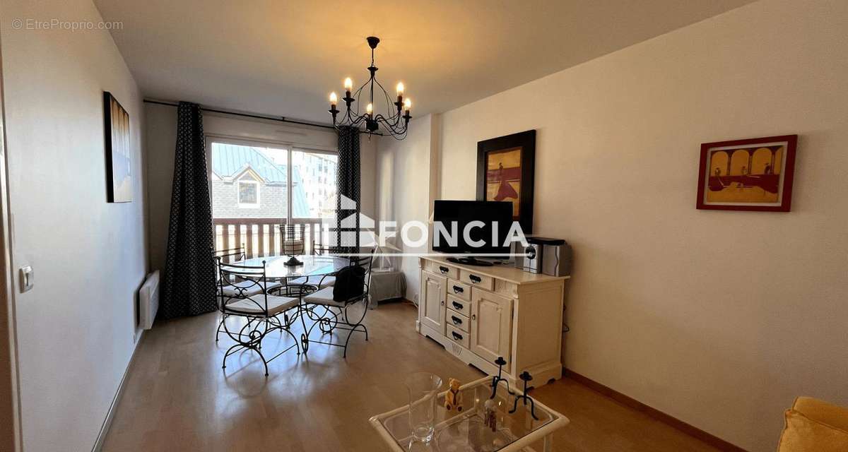 Appartement à ARETTE