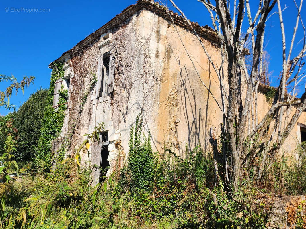 Maison à VILLAMBLARD